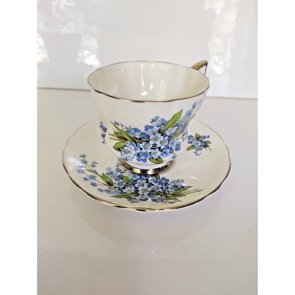 Royal Windsor England Bone China Cup & Saucer-Blue Forgrt Me Nots 1950's - Picture 4 of 13